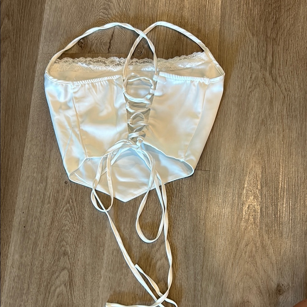 SHEIN White Lace-Up Crop Top